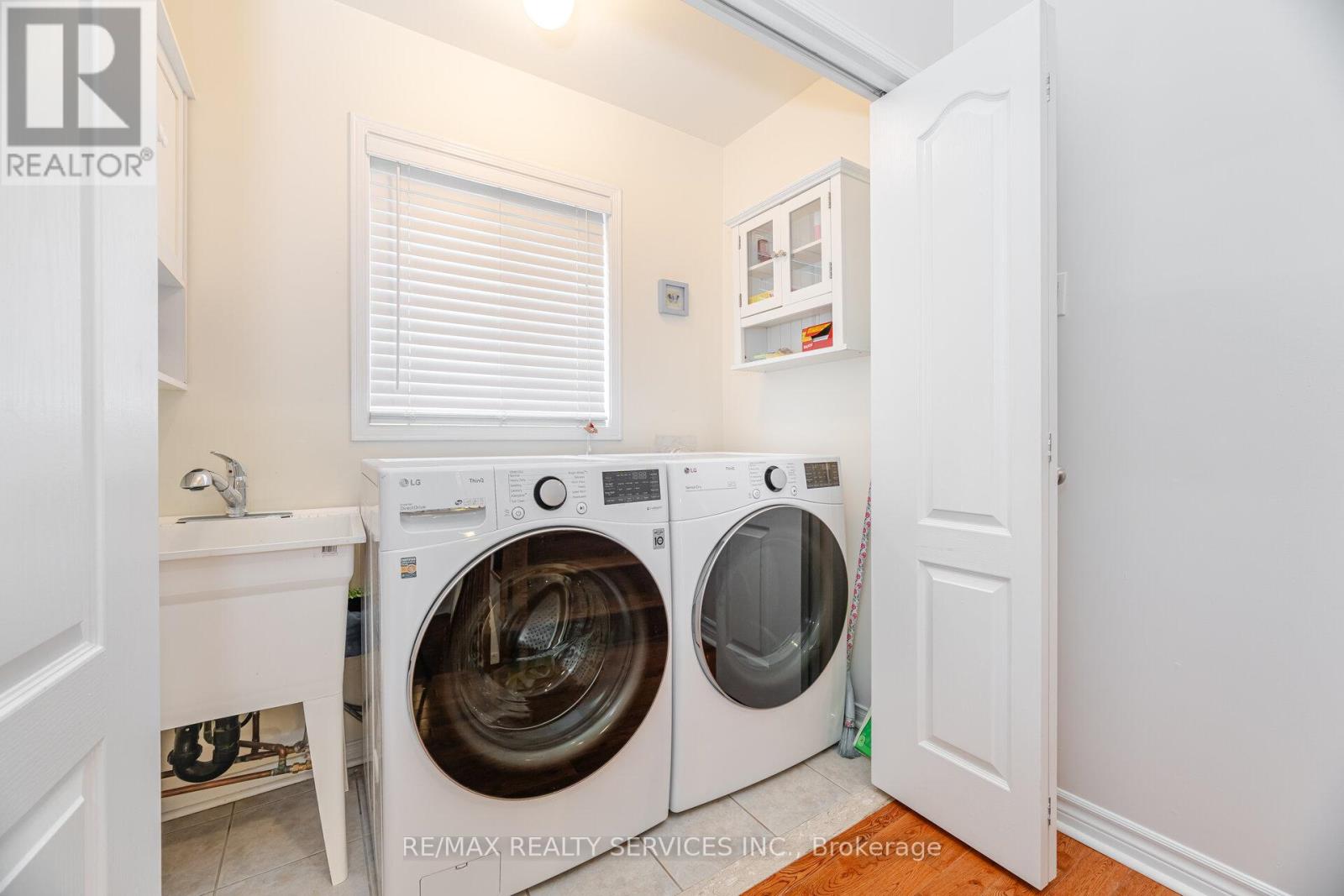 51 Lormel Gate, Brampton (Fletcher's Meadow), Ontario  L7A 2R6 - Photo 35 - W12215551