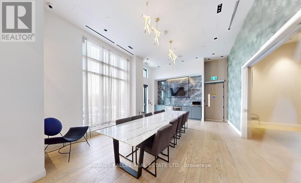 60 George Butchart Drive, Toronto (Downsview-Roding-Cfb), Ontario  M3K 0E1 - Photo 40 - W12215614