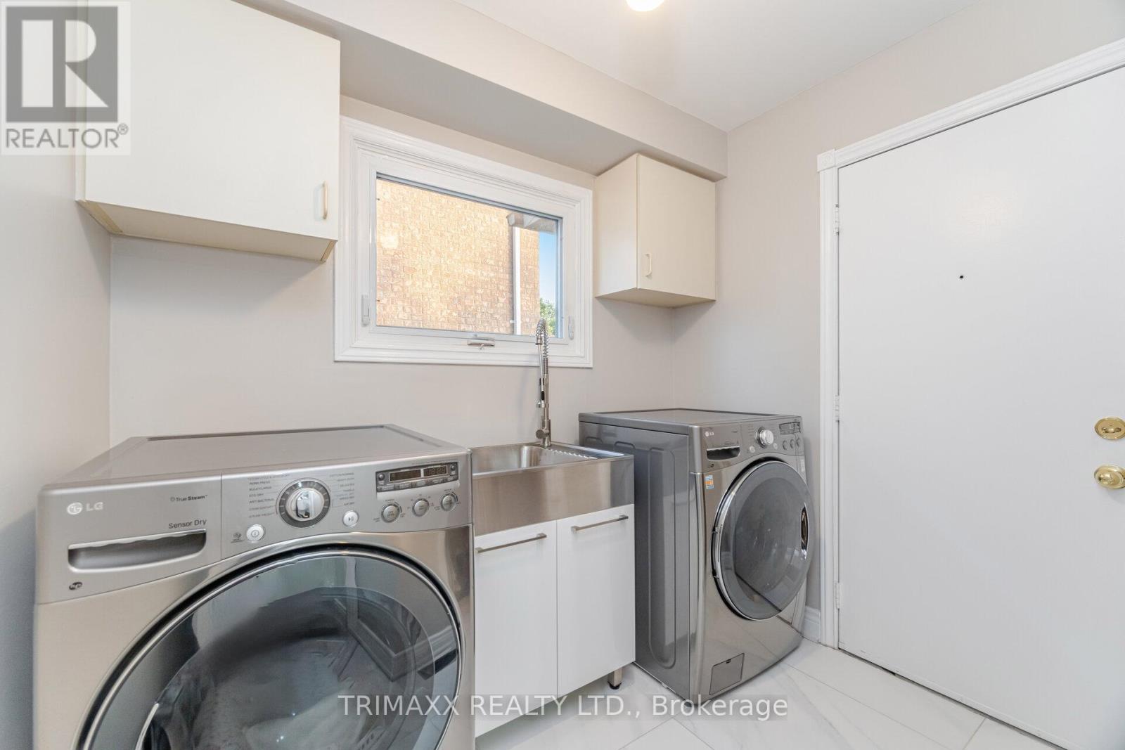 1337 Sir David Drive, Oakville (Cv Clearview), Ontario  L6J 6V5 - Photo 15 - W12215640