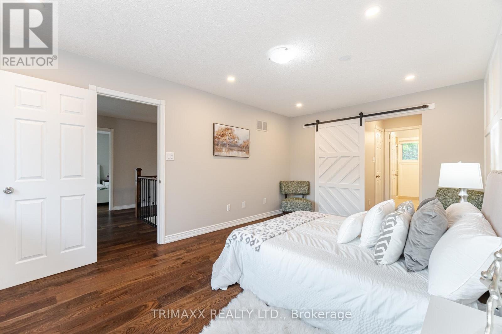 1337 Sir David Drive, Oakville (Cv Clearview), Ontario  L6J 6V5 - Photo 19 - W12215640
