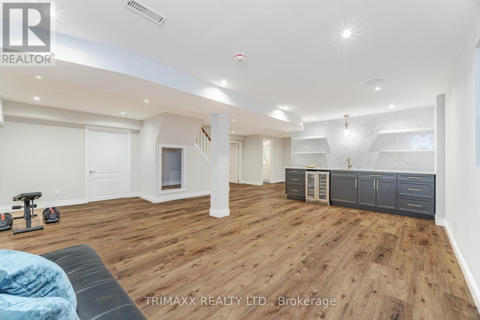 1337 Sir David Drive, Oakville (Cv Clearview), Ontario  L6J 6V5 - Photo 34 - W12215640