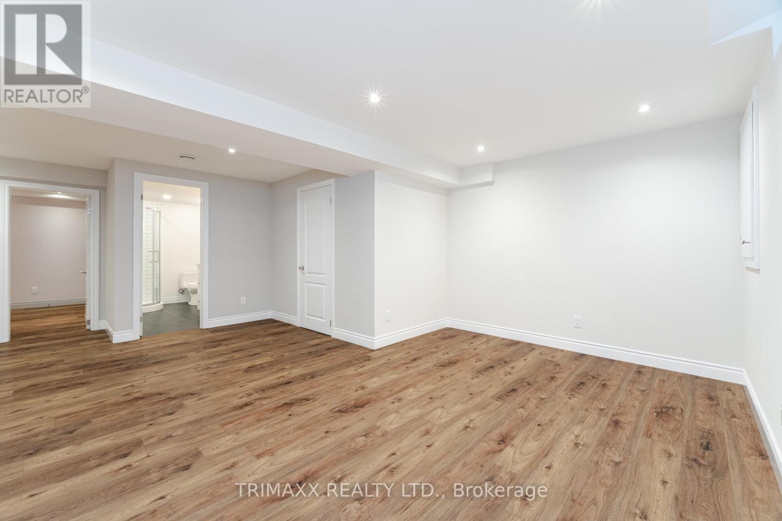 1337 Sir David Drive, Oakville (Cv Clearview), Ontario  L6J 6V5 - Photo 36 - W12215640