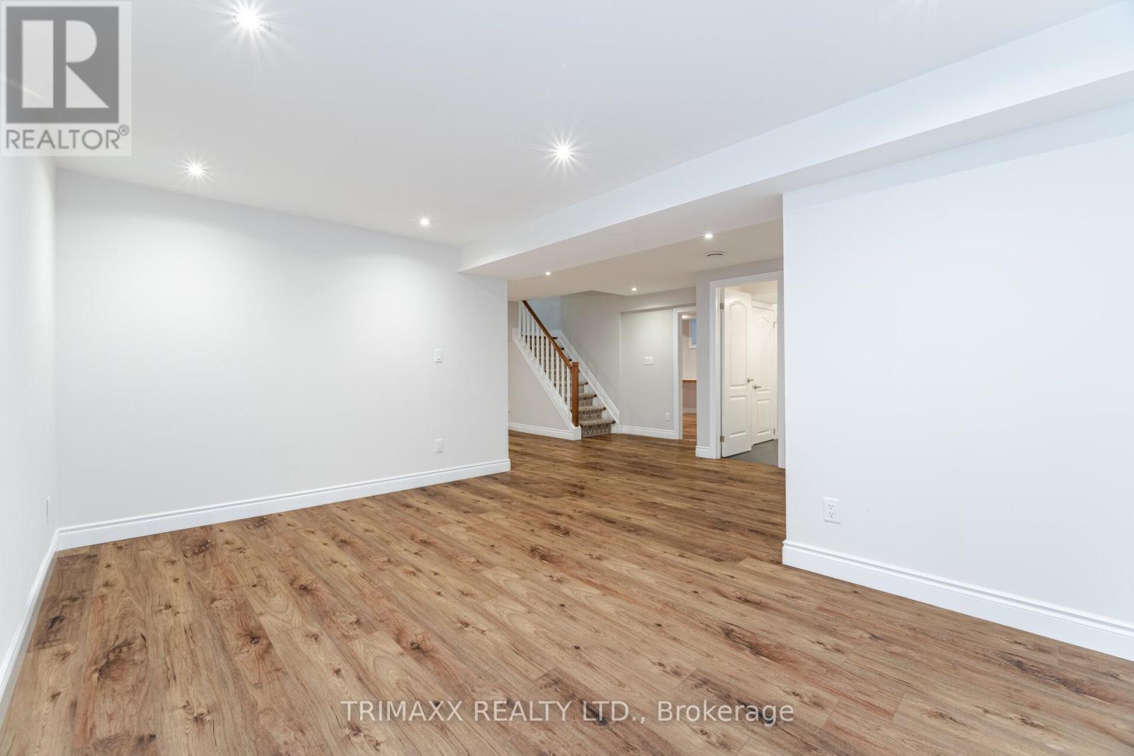1337 Sir David Drive, Oakville (Cv Clearview), Ontario  L6J 6V5 - Photo 37 - W12215640