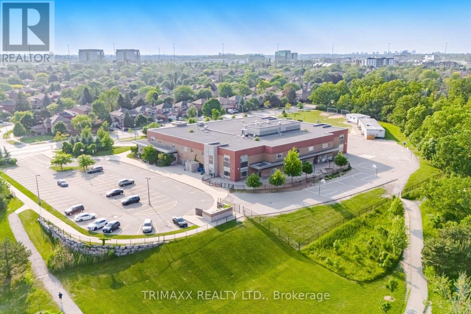 1337 Sir David Drive, Oakville (Cv Clearview), Ontario  L6J 6V5 - Photo 49 - W12215640