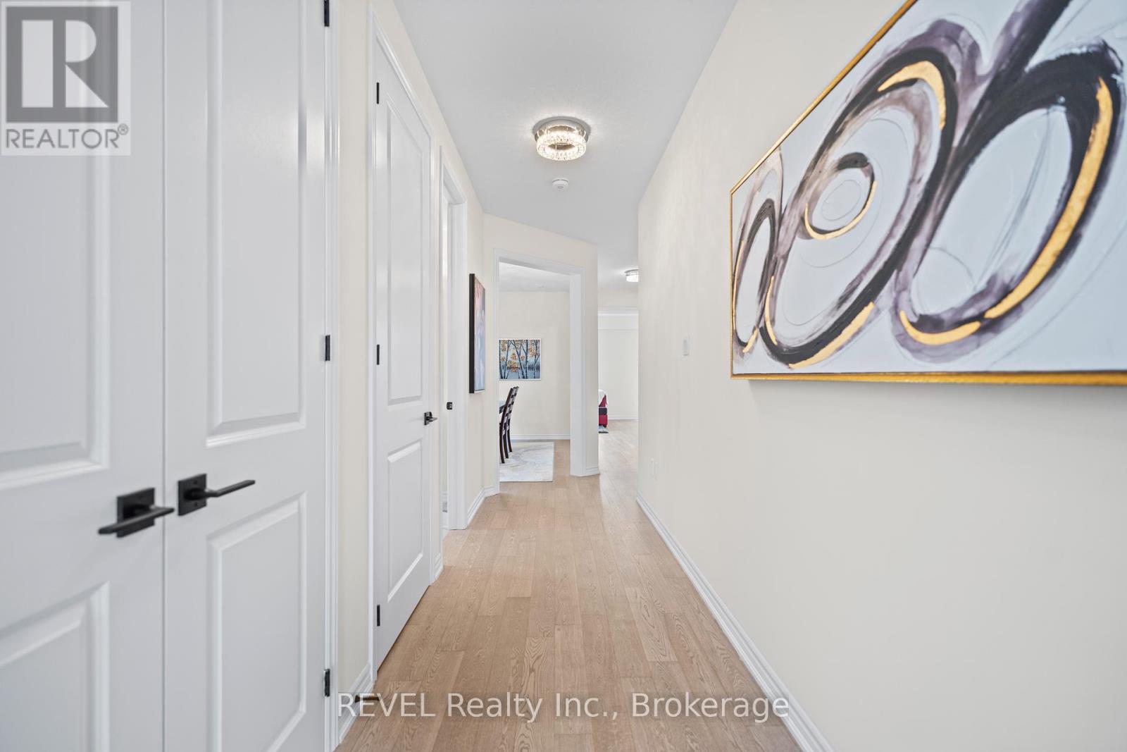 80 Explorer Way, Thorold, Ontario  L2V 0K3 - Photo 11 - X12215678