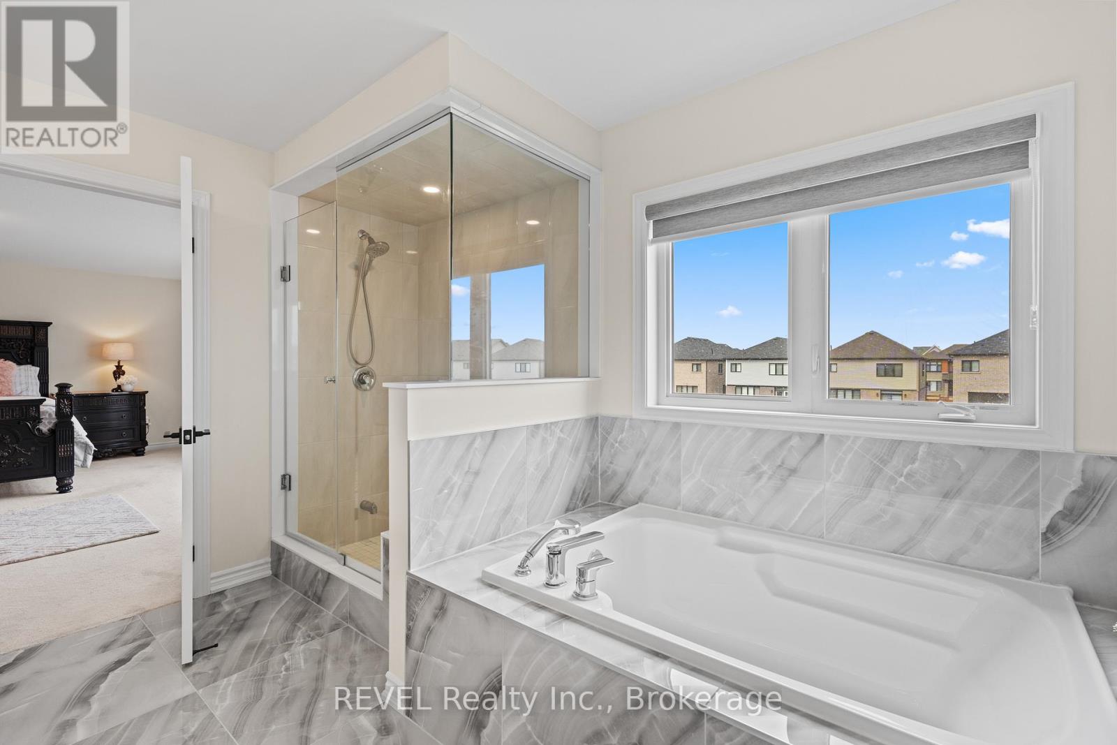 80 Explorer Way, Thorold, Ontario  L2V 0K3 - Photo 38 - X12215678