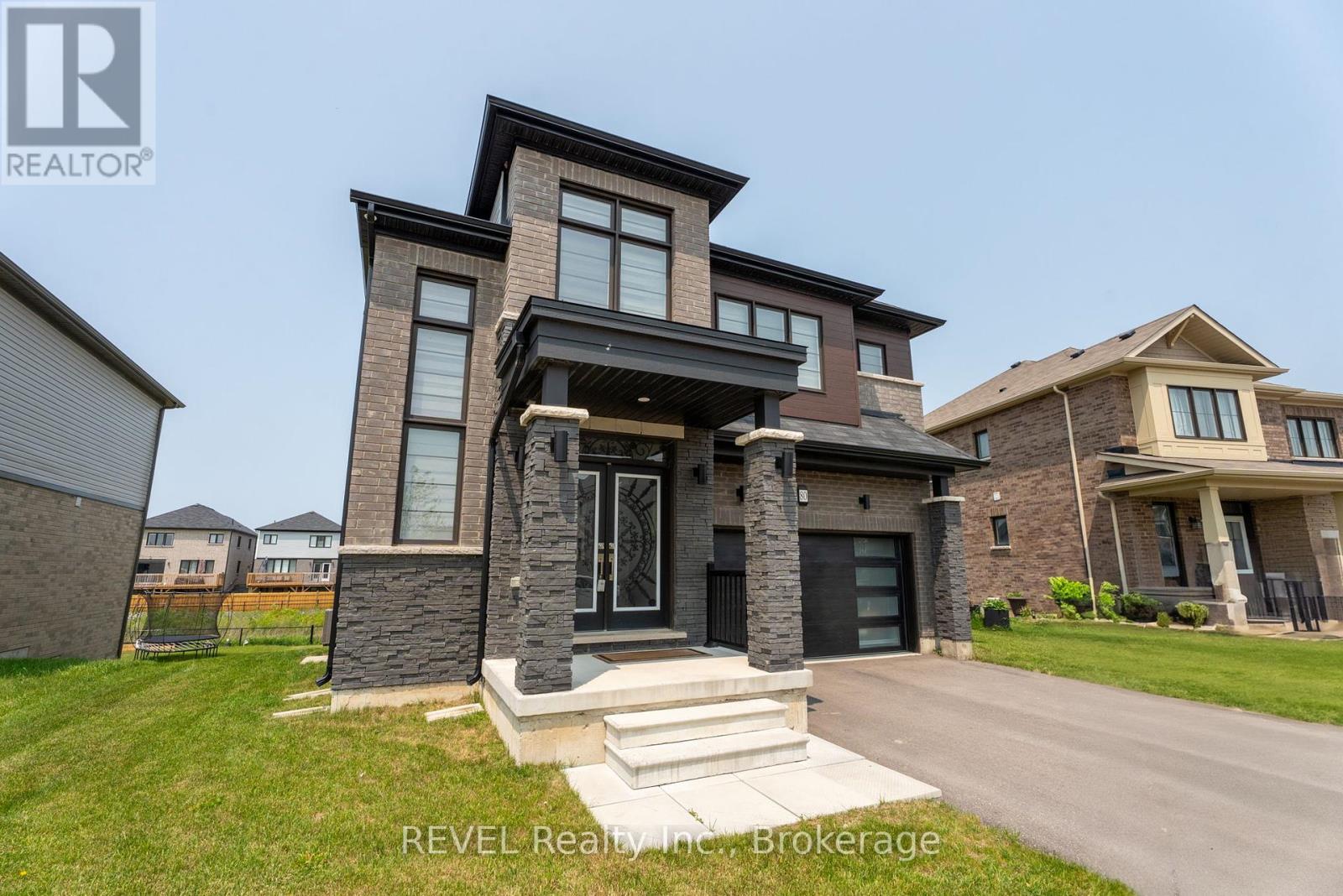 80 Explorer Way, Thorold, Ontario  L2V 0K3 - Photo 5 - X12215678