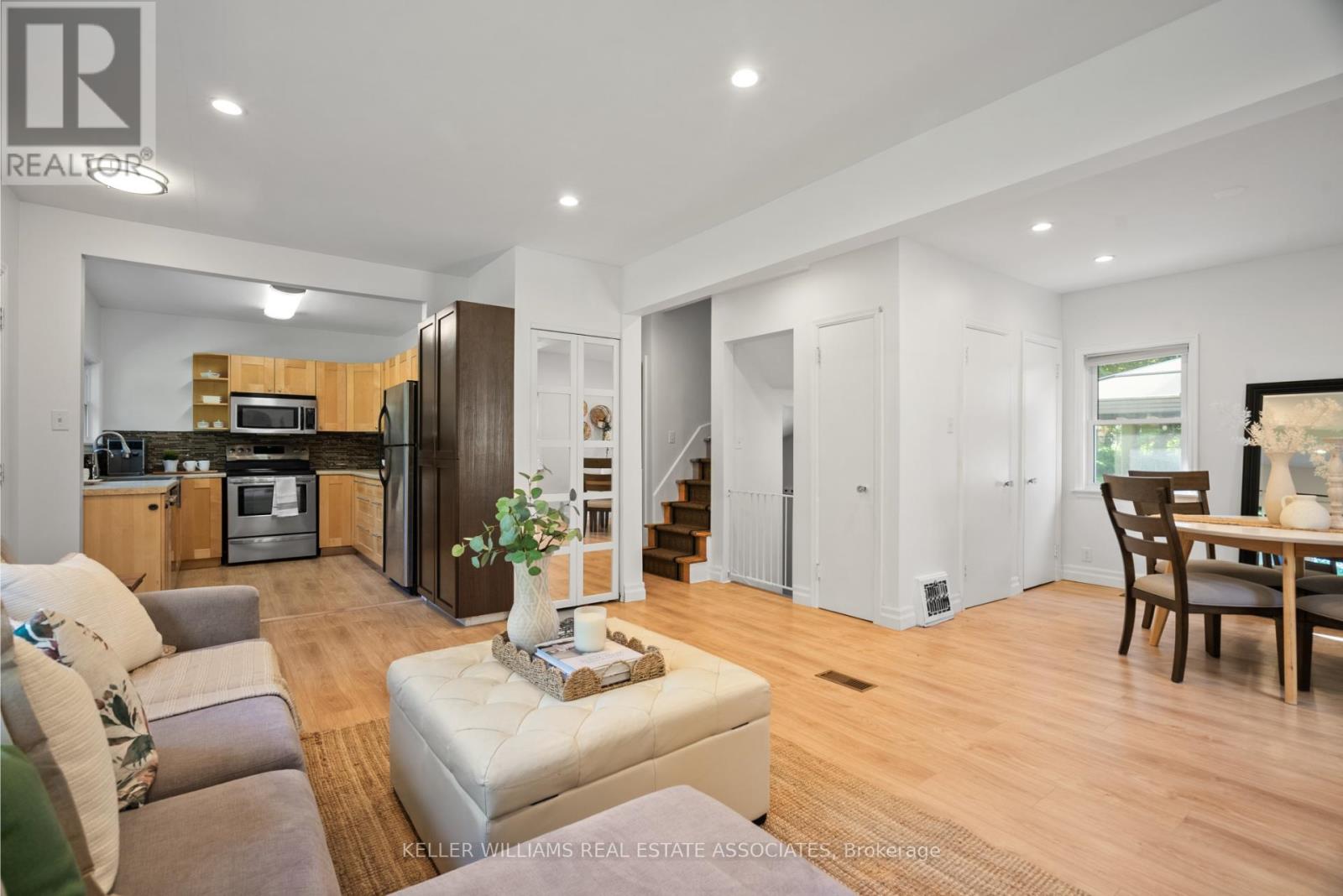 196 Sheldon Avenue N, Kitchener, Ontario  N2H 3M8 - Photo 12 - X12215291