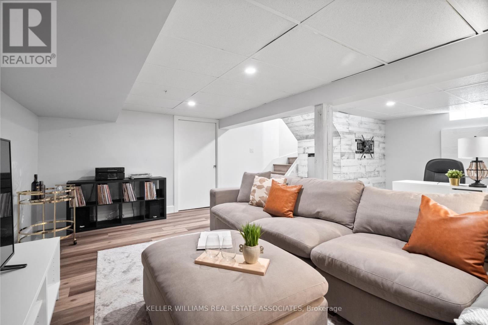 196 Sheldon Avenue N, Kitchener, Ontario  N2H 3M8 - Photo 25 - X12215291