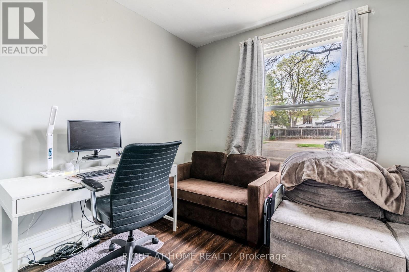 41 Brighton Avenue, Brantford, Ontario  N3S 1V8 - Photo 24 - X12215295