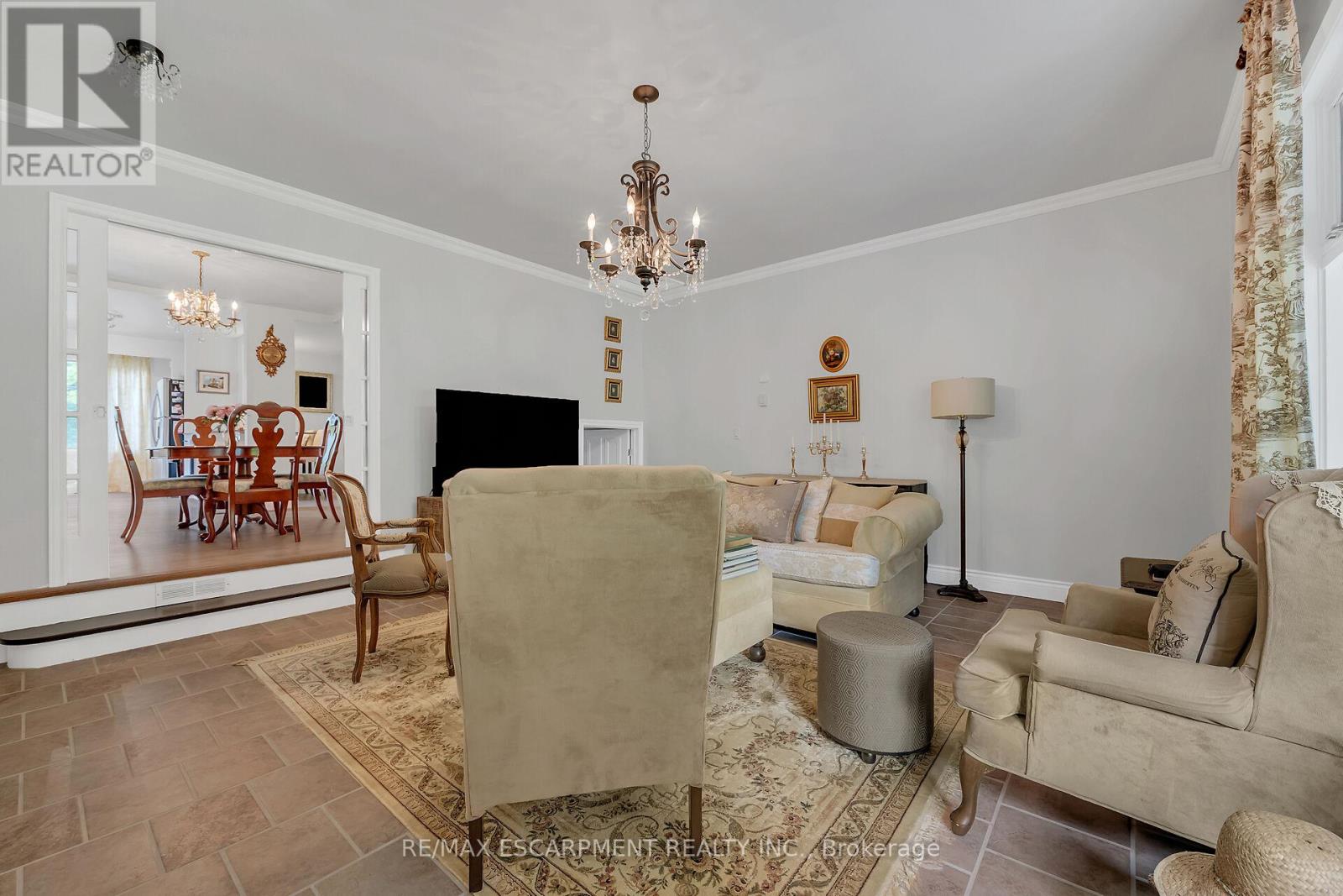 148 Lakeshore Road, St. Catharines (Lakeshore), Ontario  L2N 2V1 - Photo 24 - X12215302