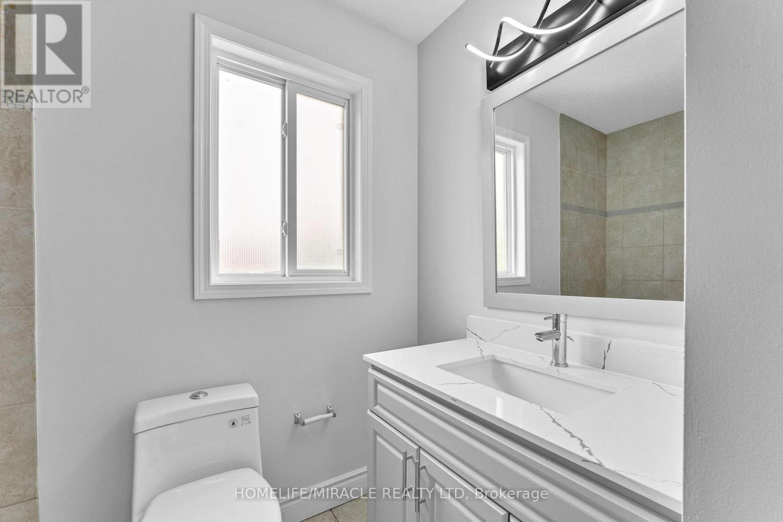 120 Jansen Avenue, Kitchener, Ontario  N2A 2L7 - Photo 22 - X12215380