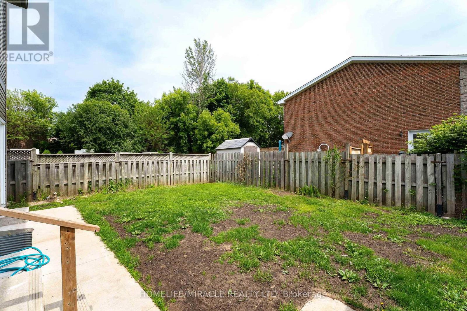 120 Jansen Avenue, Kitchener, Ontario  N2A 2L7 - Photo 31 - X12215380
