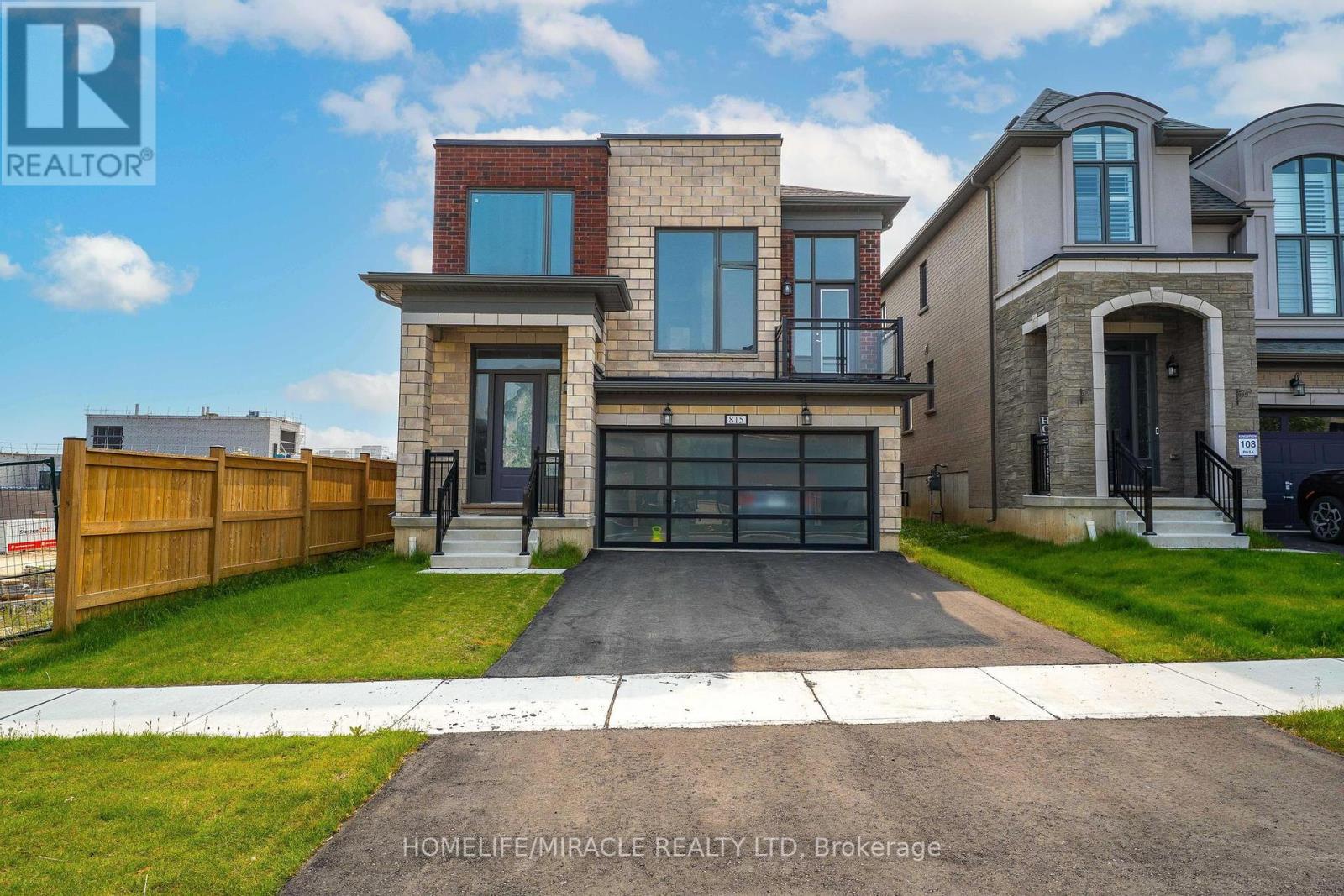 815 SOBESKI AVENUE, Woodstock, Ontario
