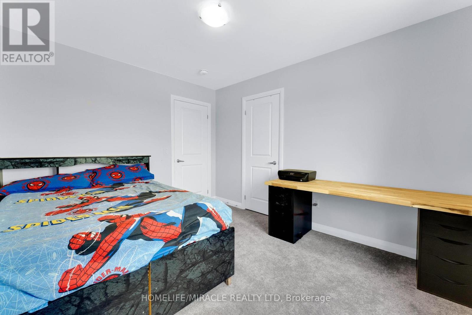 815 Sobeski Avenue, Woodstock (Woodstock - North), Ontario  N4T 0P1 - Photo 26 - X12215424