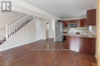 5135 Morrison Street, Niagara Falls (Cherrywood), Ontario  L2E 2E2 - Photo 2 - X12215548