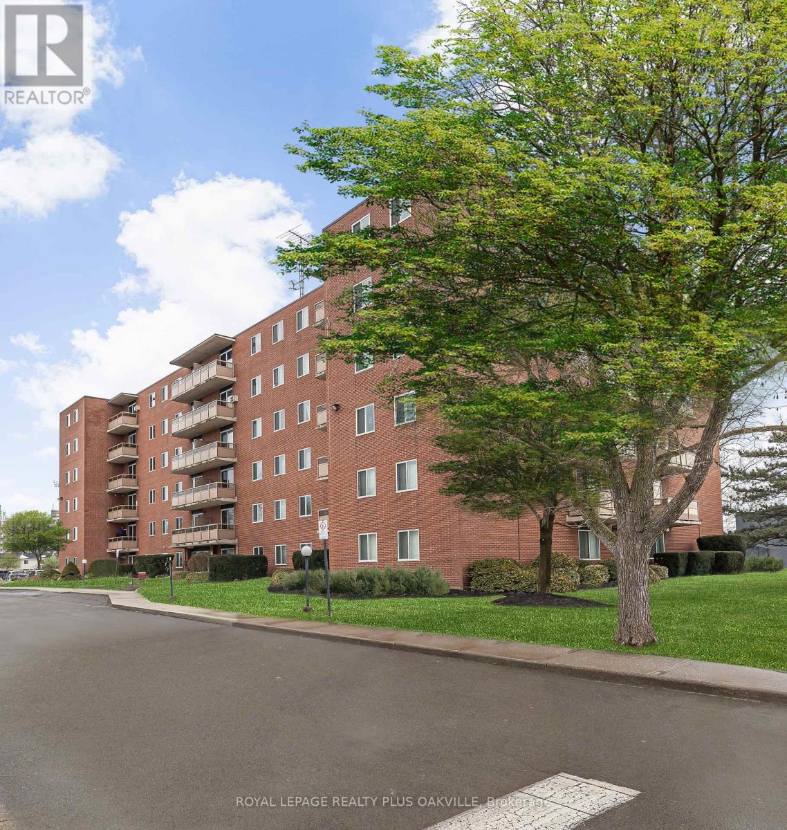 510 - 264 GRANTHAM AVENUE, St. Catharines, Ontario