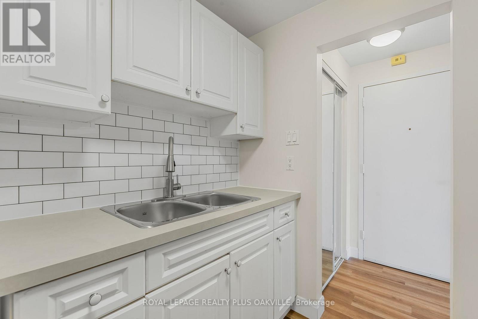 510 - 264 Grantham Avenue, St. Catharines (Carlton/bunting), Ontario  L2P 3H1 - Photo 13 - X12215582
