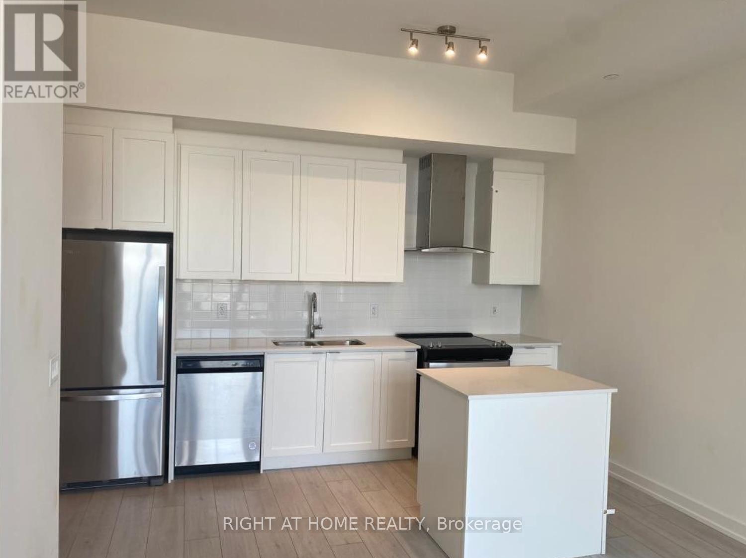 418 - 55 DUKE STREET W, Kitchener, Ontario