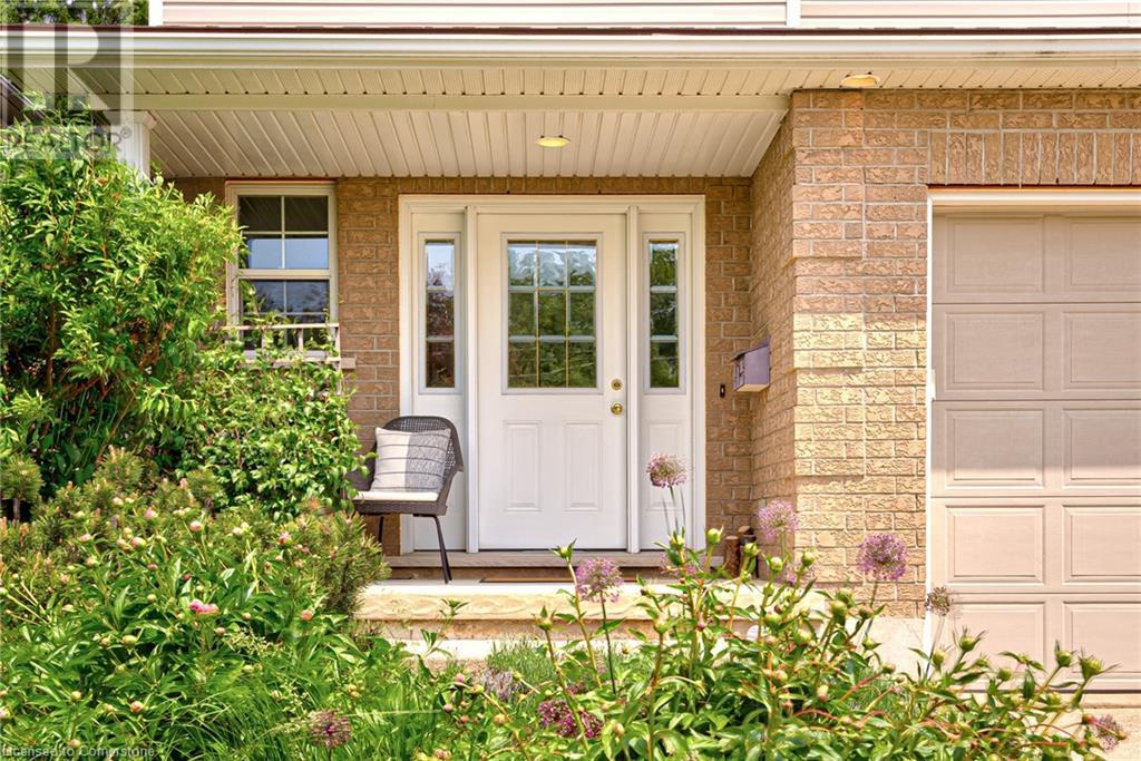 16 Churchill Street, Waterloo, Ontario  N2L 2X2 - Photo 5 - 40740559