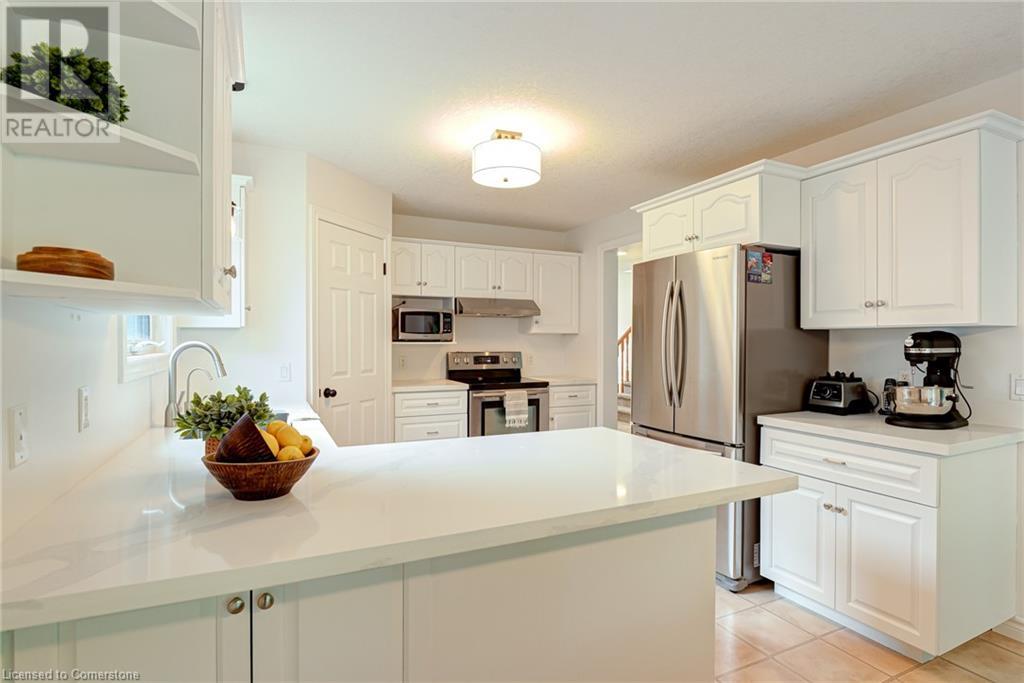 16 Churchill Street, Waterloo, Ontario  N2L 2X2 - Photo 9 - 40740559