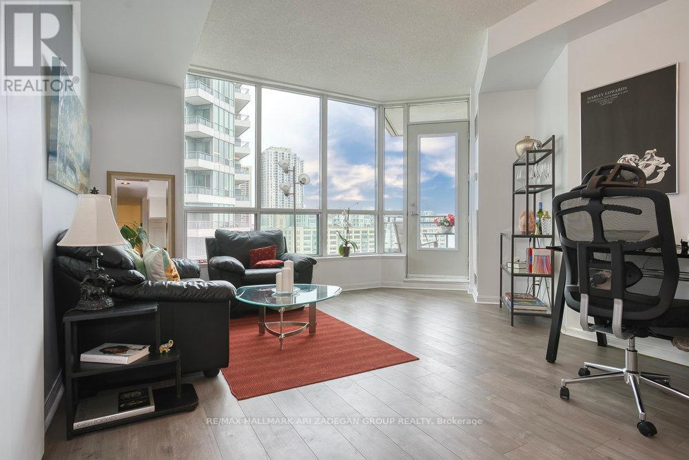 1518 - 230 Queens Quay W, Toronto, Ontario  M5J 2Y7 - Photo 12 - C12181819