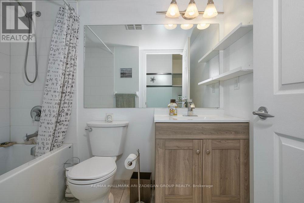 1518 - 230 Queens Quay W, Toronto, Ontario  M5J 2Y7 - Photo 20 - C12181819