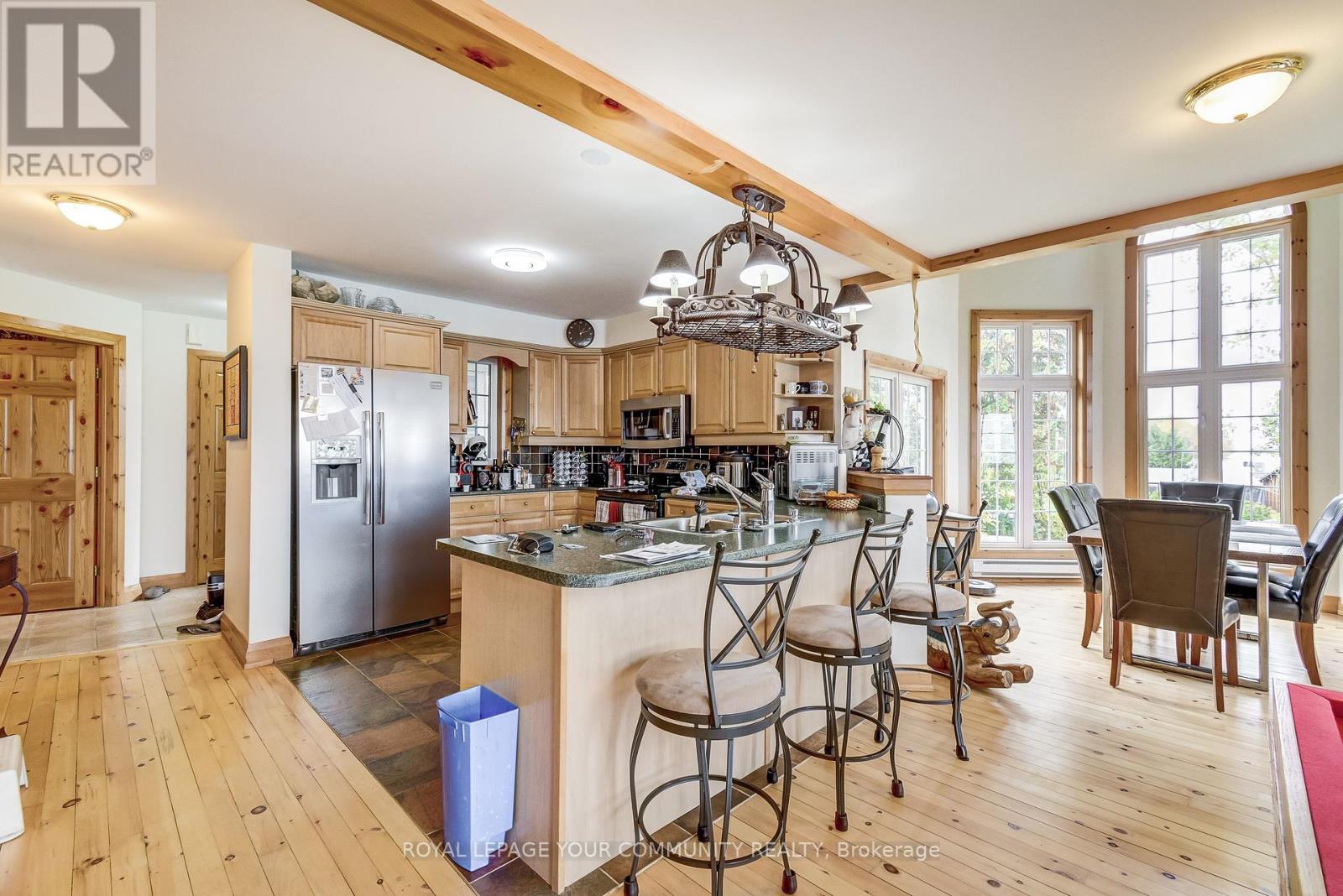 1070 Loon Road, Georgina Islands, Ontario  L0E 1R0 - Photo 8 - N12164684