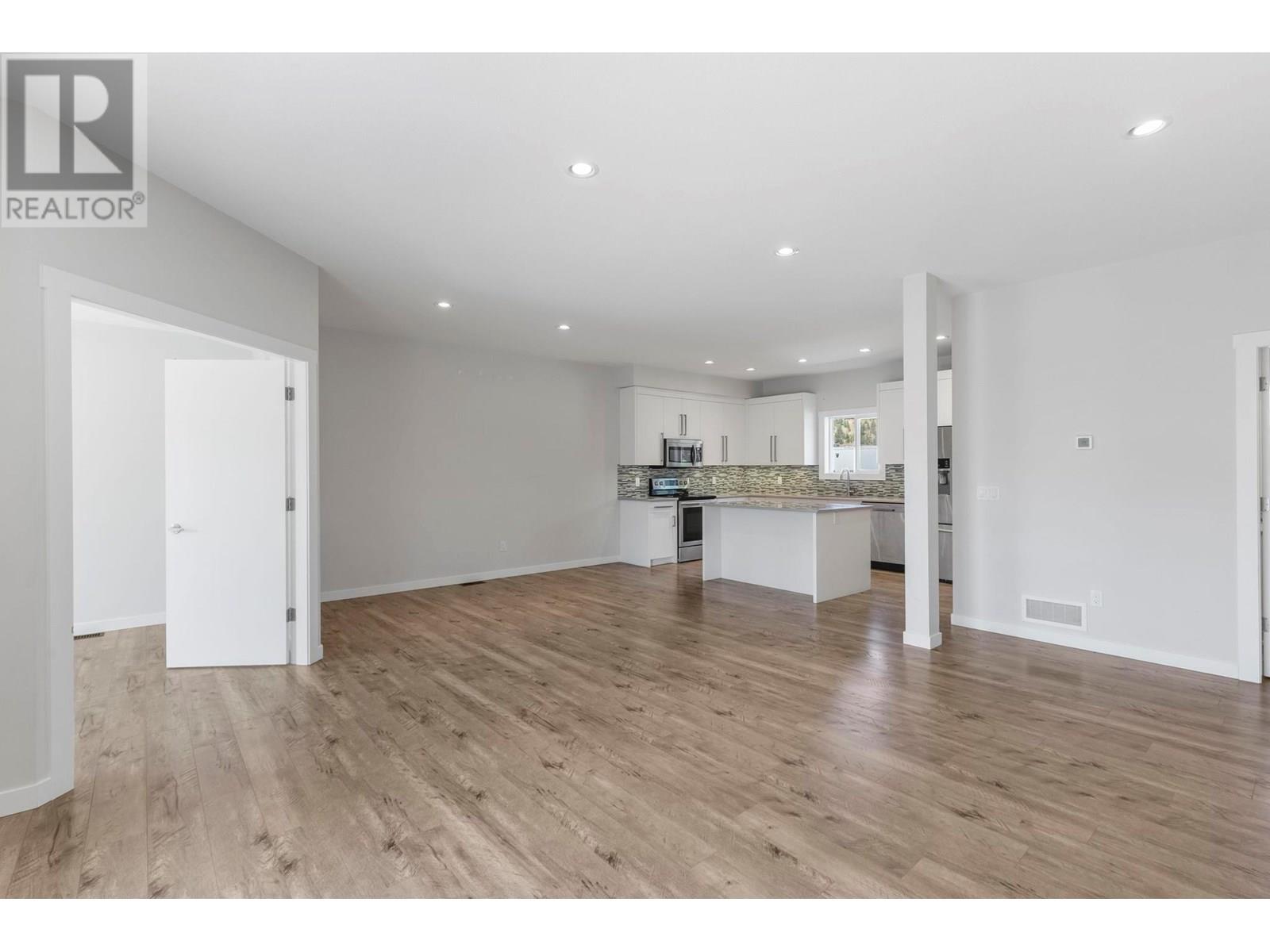 140 Mills Road Unit# 2, Kelowna, British Columbia  V1V 1V1 - Photo 7 - 10351266