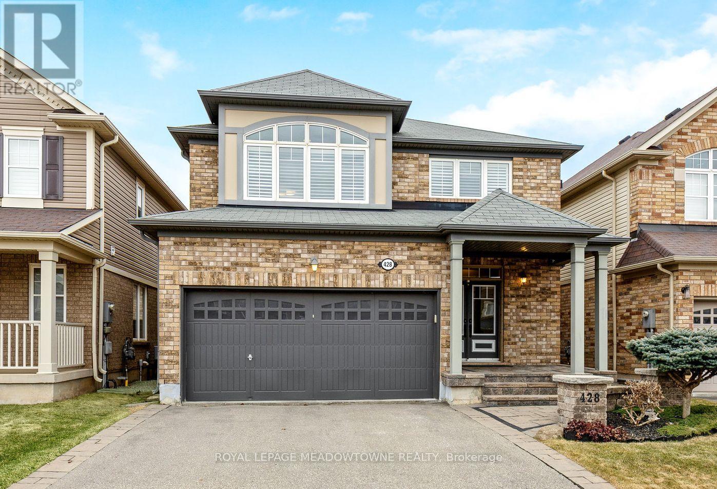 428 Dymott Avenue, Milton (Ha Harrison), Ontario  L9T 7V1 - Photo 4 - W12215552