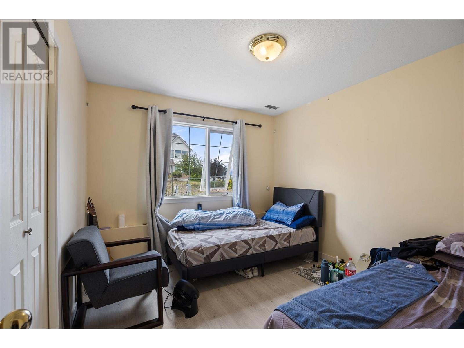 587 Monarch Drive, Kamloops, British Columbia  V2E 2L9 - Photo 38 - 10351702