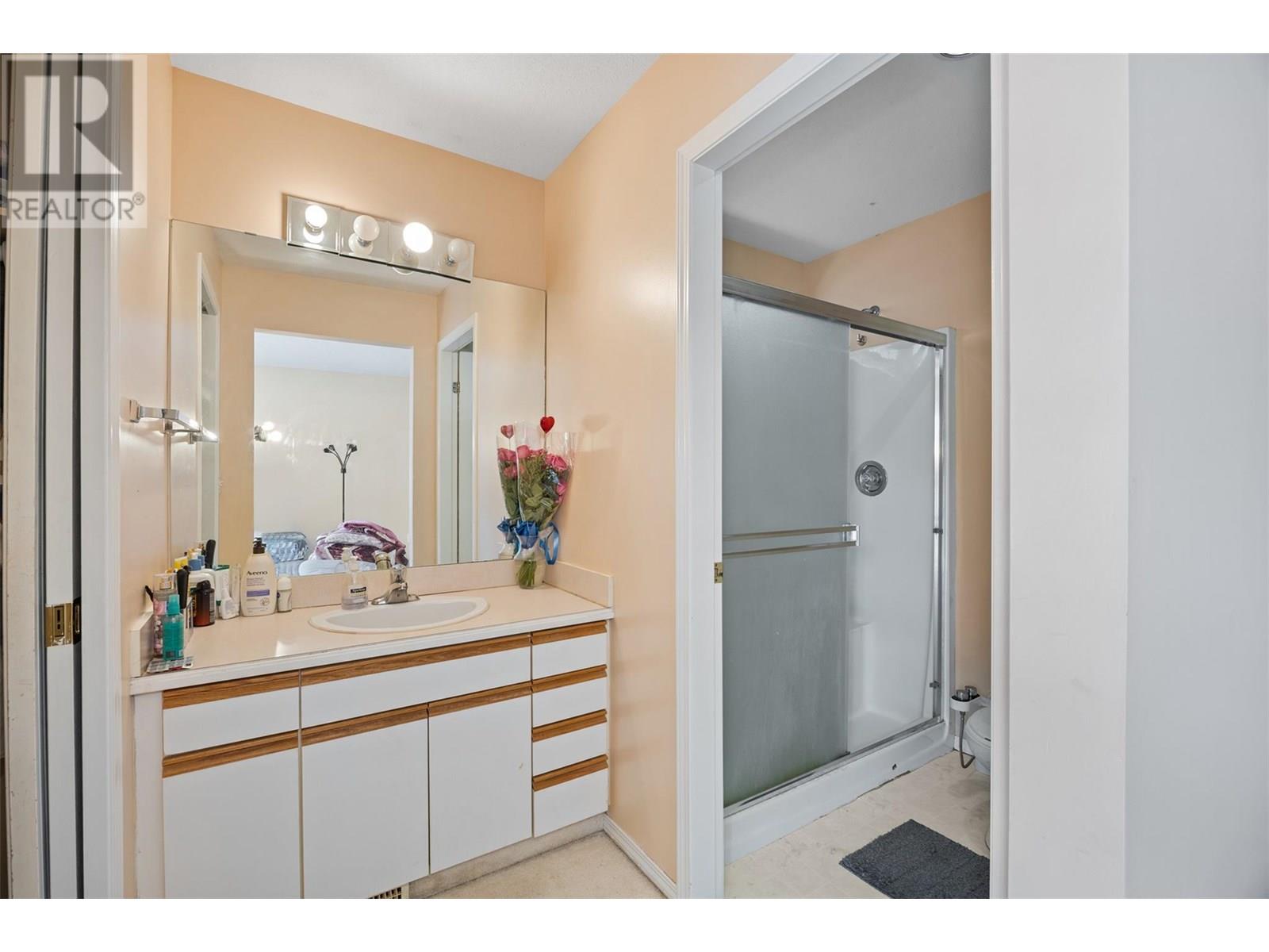 587 Monarch Drive, Kamloops, British Columbia  V2E 2L9 - Photo 22 - 10351702