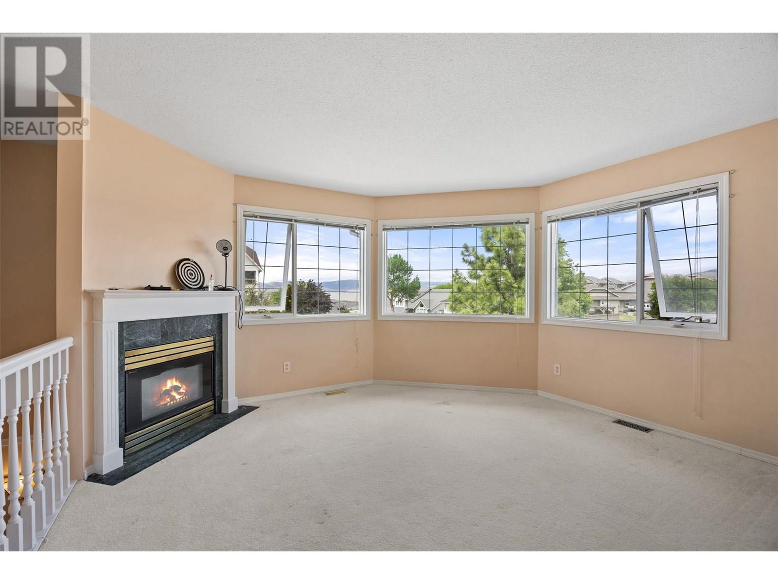 587 Monarch Drive, Kamloops, British Columbia  V2E 2L9 - Photo 8 - 10351702