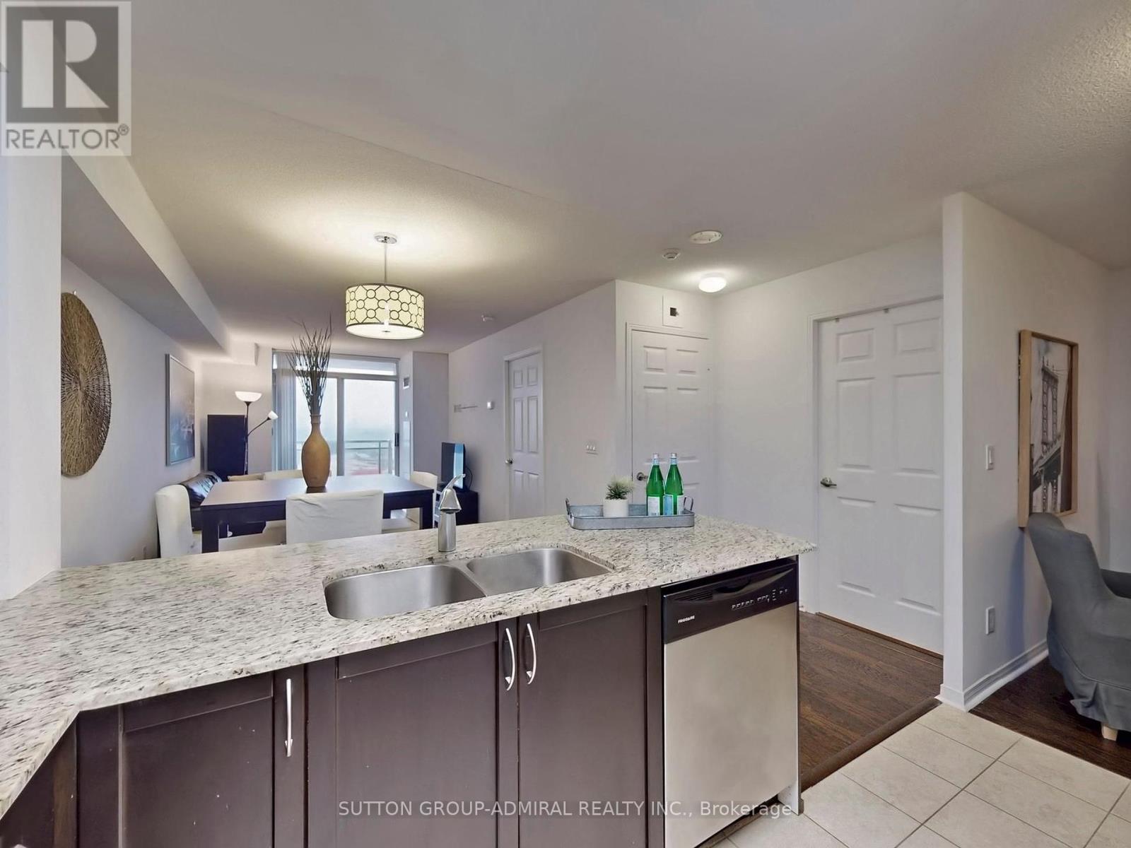 Lph8 - 75 King William Crescent, Richmond Hill, Ontario  L4B 0C1 - Photo 11 - N12202245