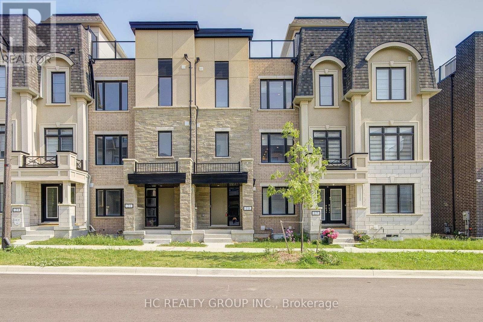 19 GUARDHOUSE CRESCENT, Markham, Ontario