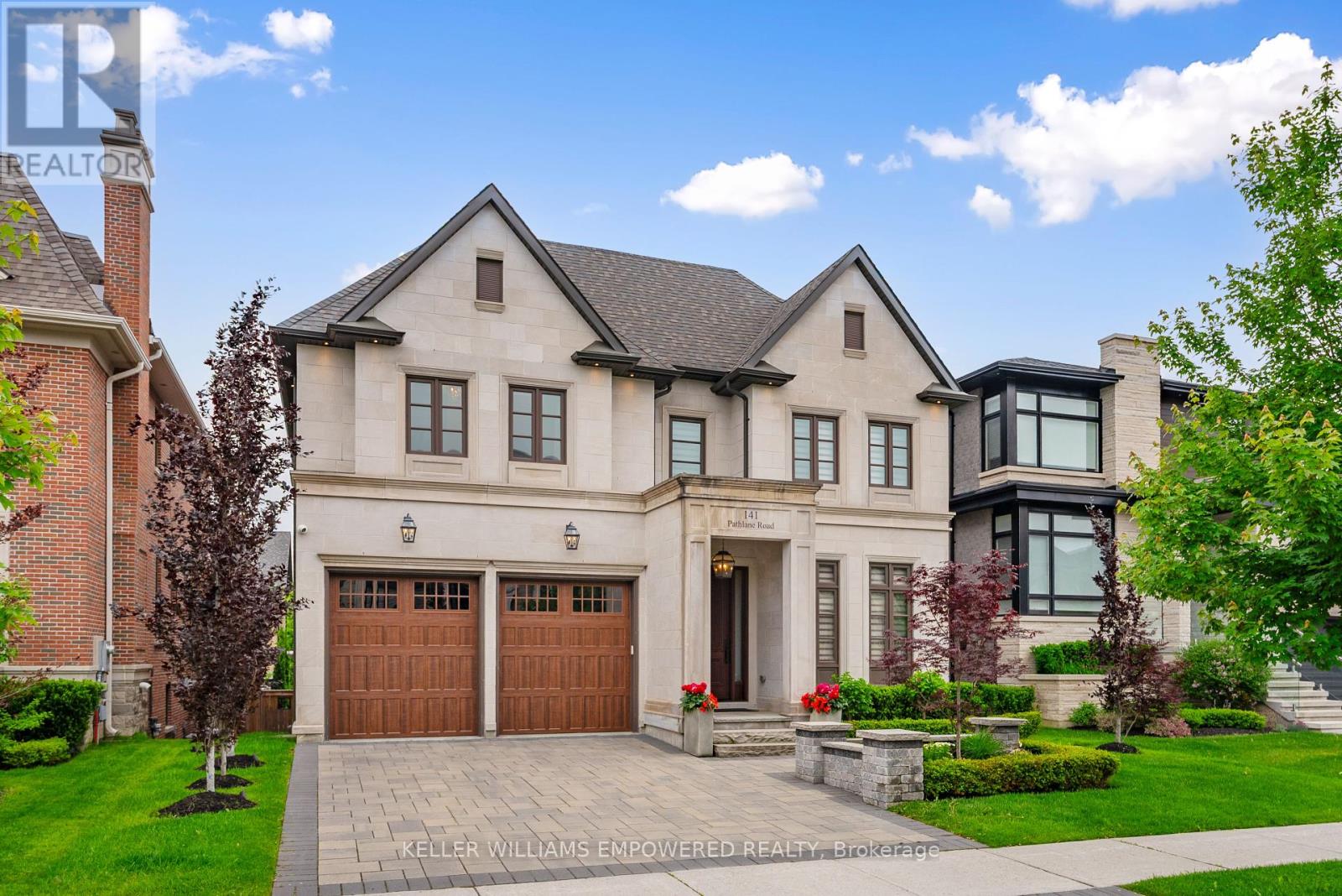 141 Pathlane Road, Richmond Hill, Ontario  L4B 4R1 - Photo 3 - N12214810