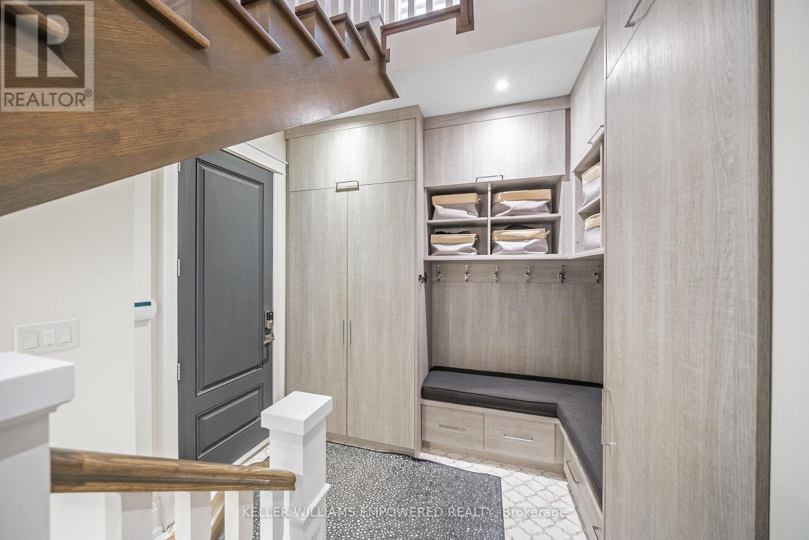 141 Pathlane Road, Richmond Hill, Ontario  L4B 4R1 - Photo 37 - N12214810