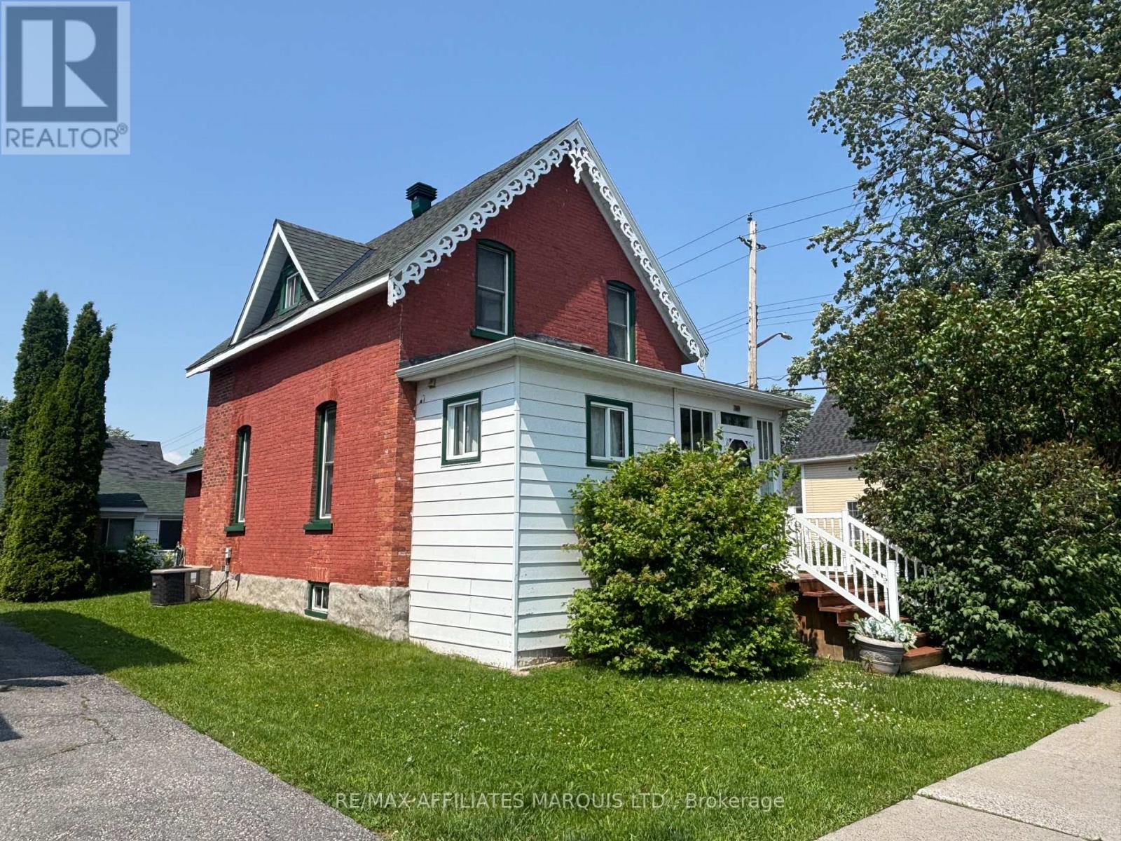 101 SEVENTH STREET W, Cornwall, Ontario