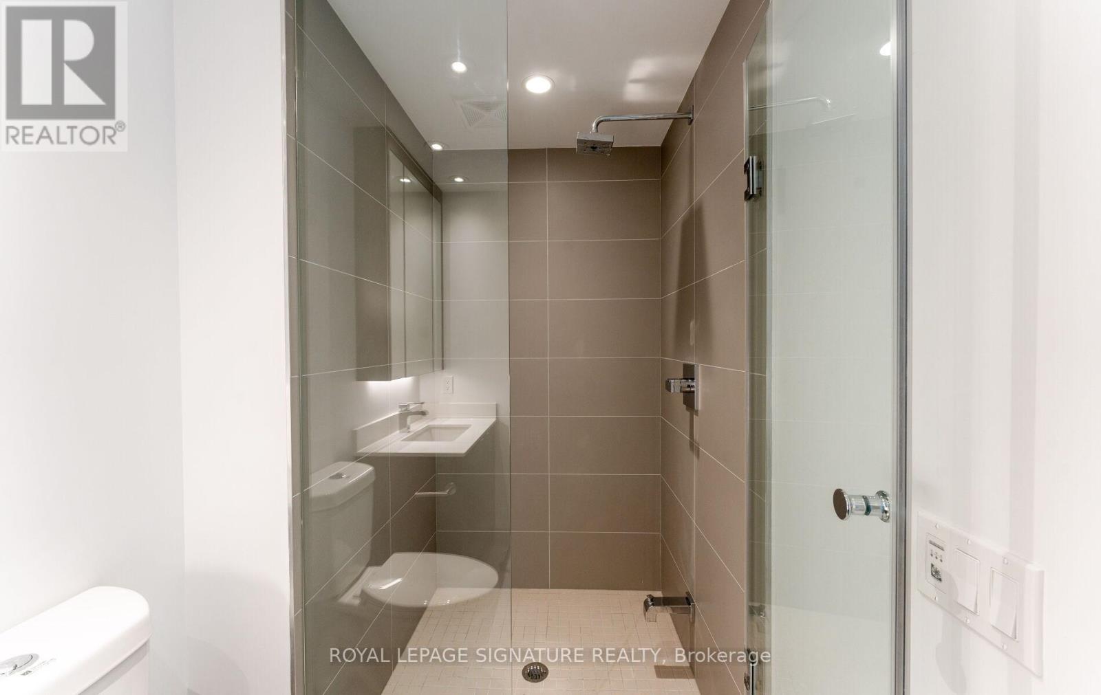 Ph35 - 1 Edgewater Drive, Toronto, Ontario  M5A 0L1 - Photo 34 - C12210834