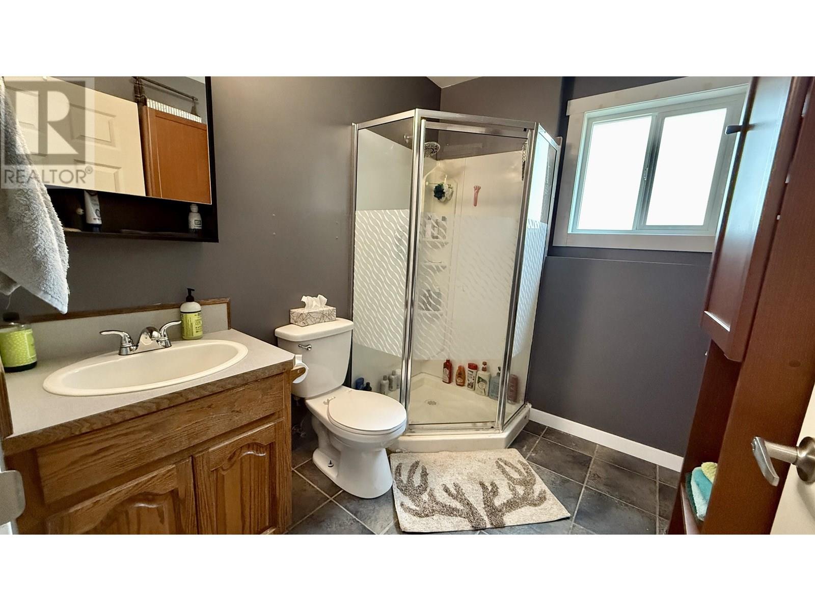 4755 Anzeeon Road, 108 Mile Ranch, British Columbia  V0K 2Z0 - Photo 18 - R3014733