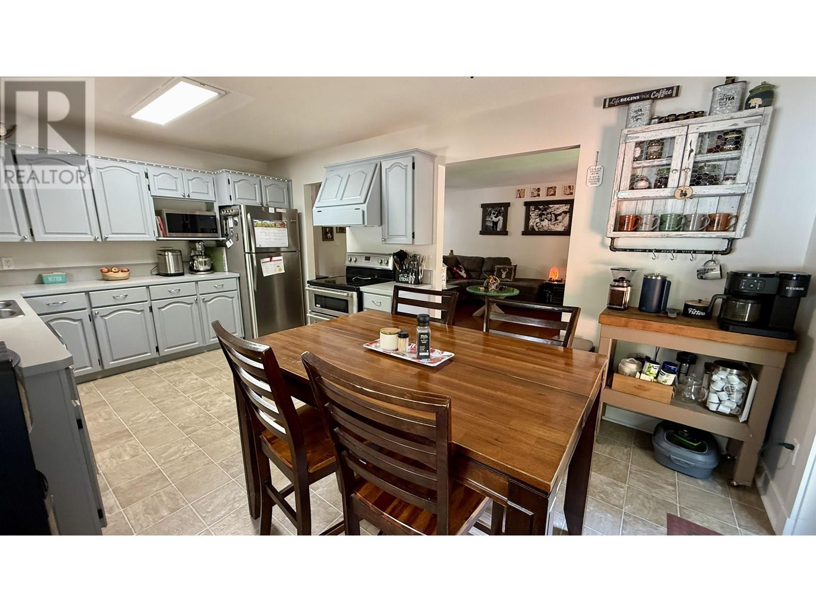 4755 Anzeeon Road, 108 Mile Ranch, British Columbia  V0K 2Z0 - Photo 7 - R3014733
