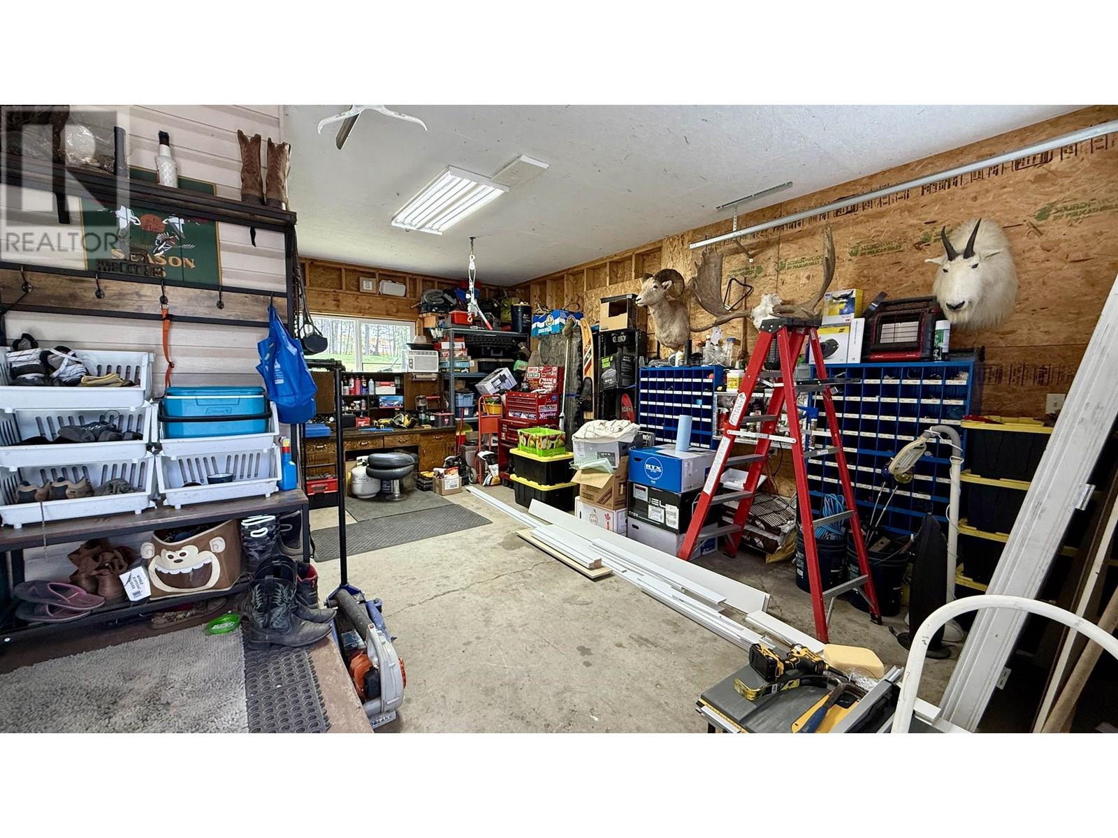 4755 Anzeeon Road, 108 Mile Ranch, British Columbia  V0K 2Z0 - Photo 25 - R3014733