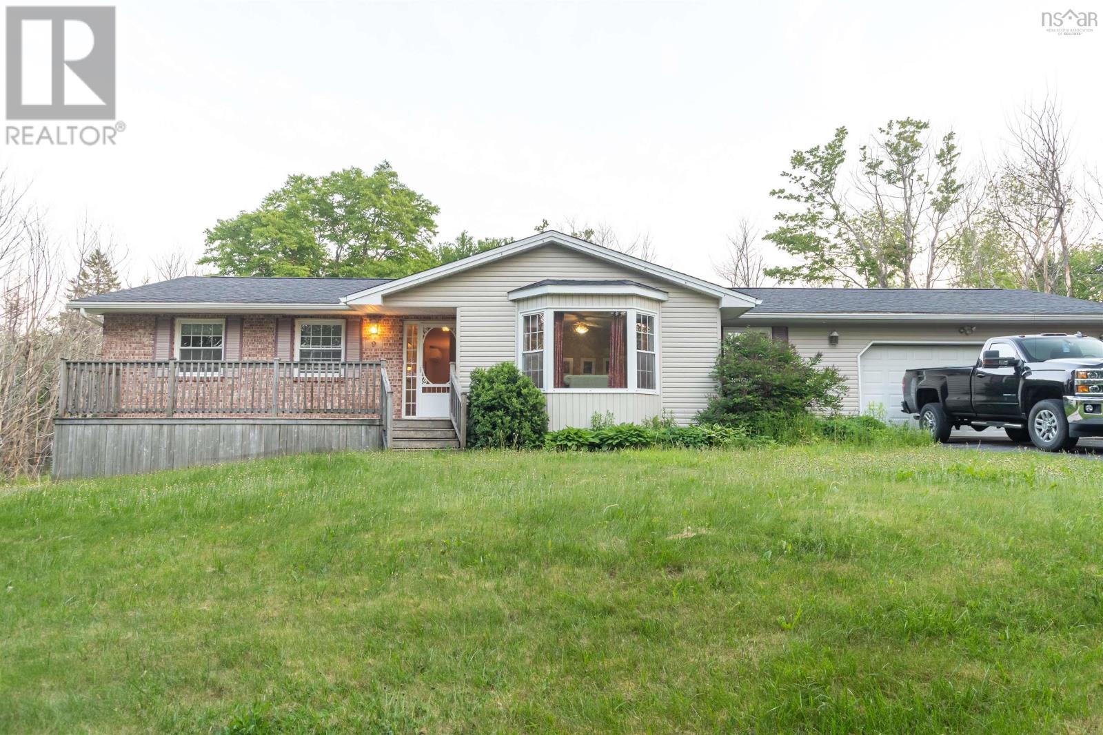 Property at 9 Sylvania Terrace image 1