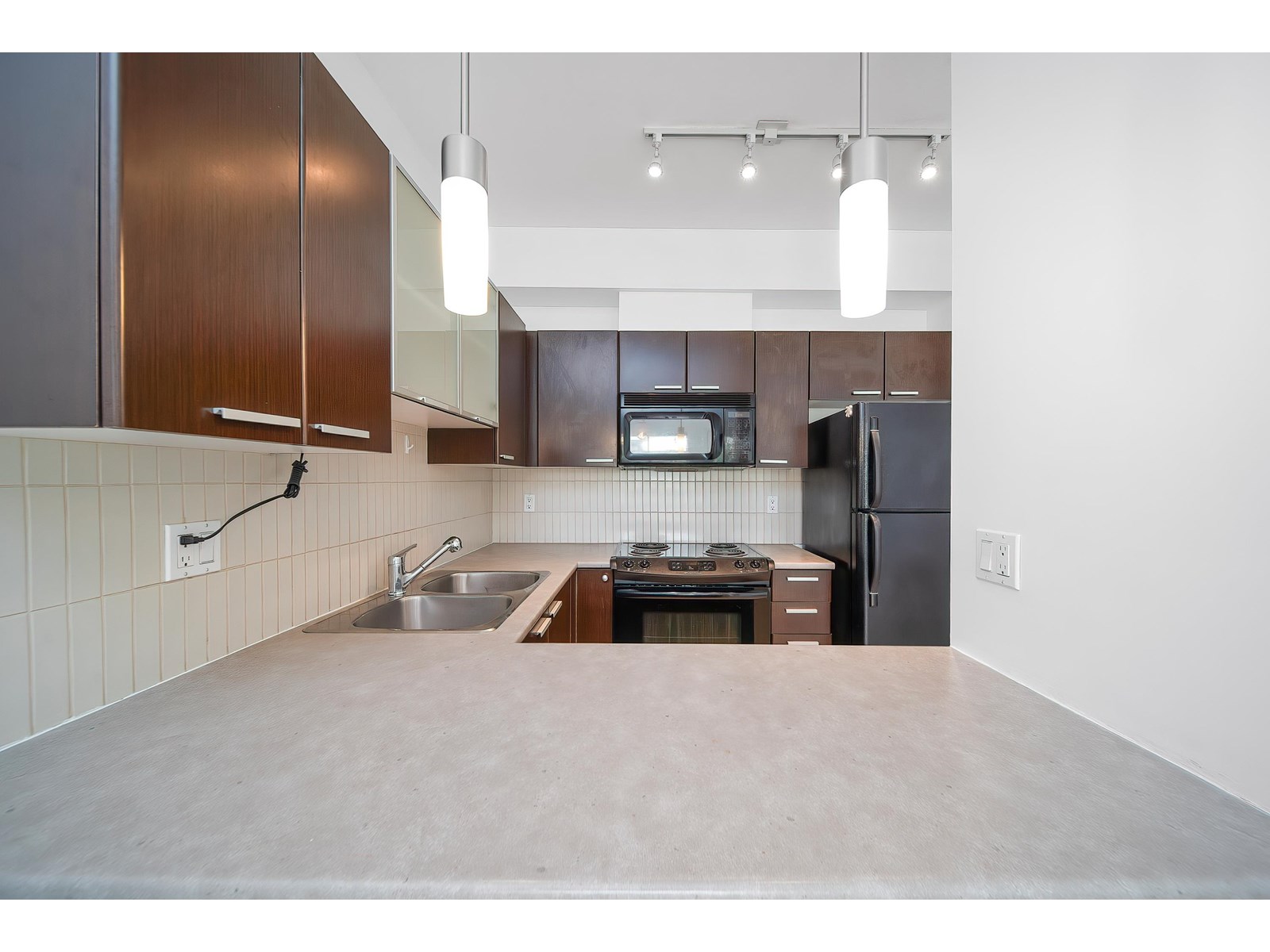 309 10499 University Drive, Surrey, British Columbia  V3T 0A4 - Photo 13 - R3013849