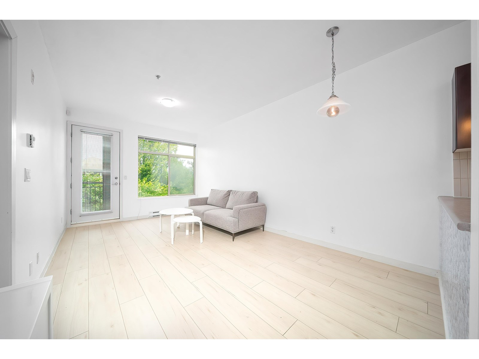 309 10499 University Drive, Surrey, British Columbia  V3T 0A4 - Photo 4 - R3013849