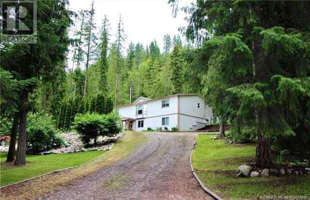 9000 Hummingbird Drive, Swansea Point, British Columbia