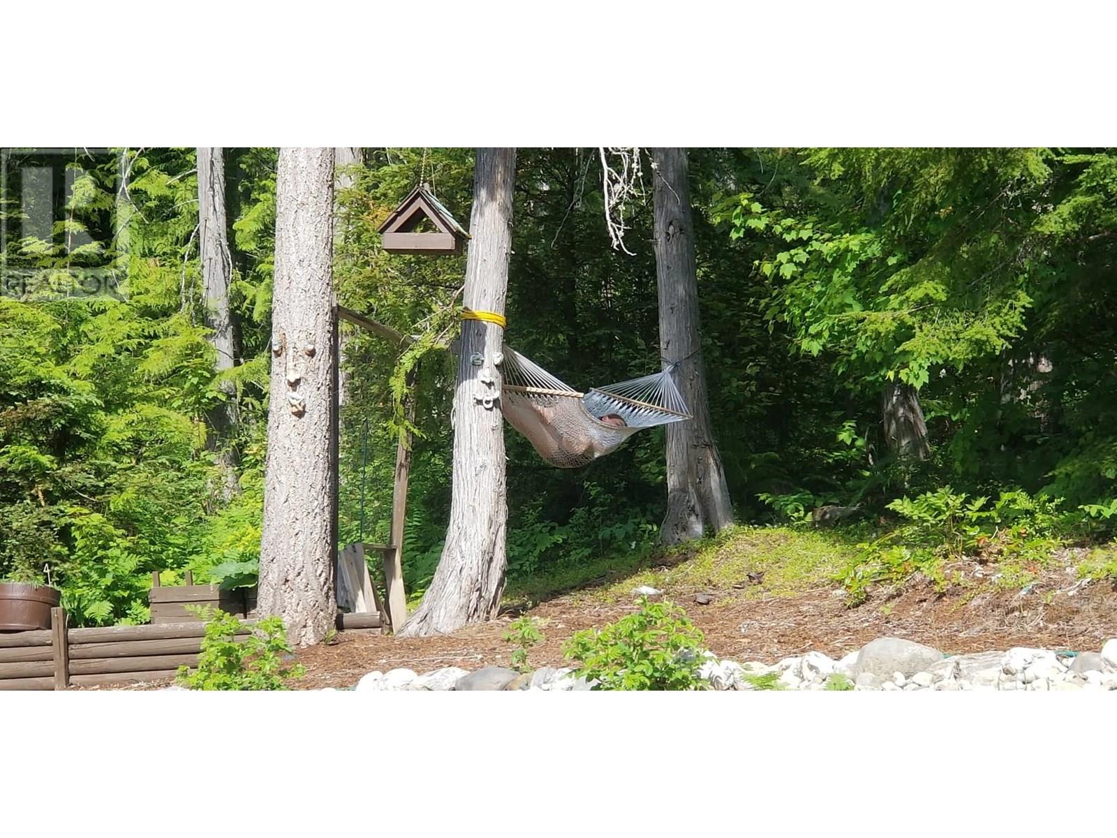 9000 Hummingbird Drive, Swansea Point, British Columbia  V0E 2K2 - Photo 24 - 10351803
