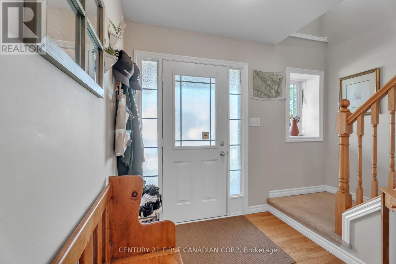 1853 Rollingacres Drive, London North (North C), Ontario  N5X 4K5 - Photo 4 - X12215768