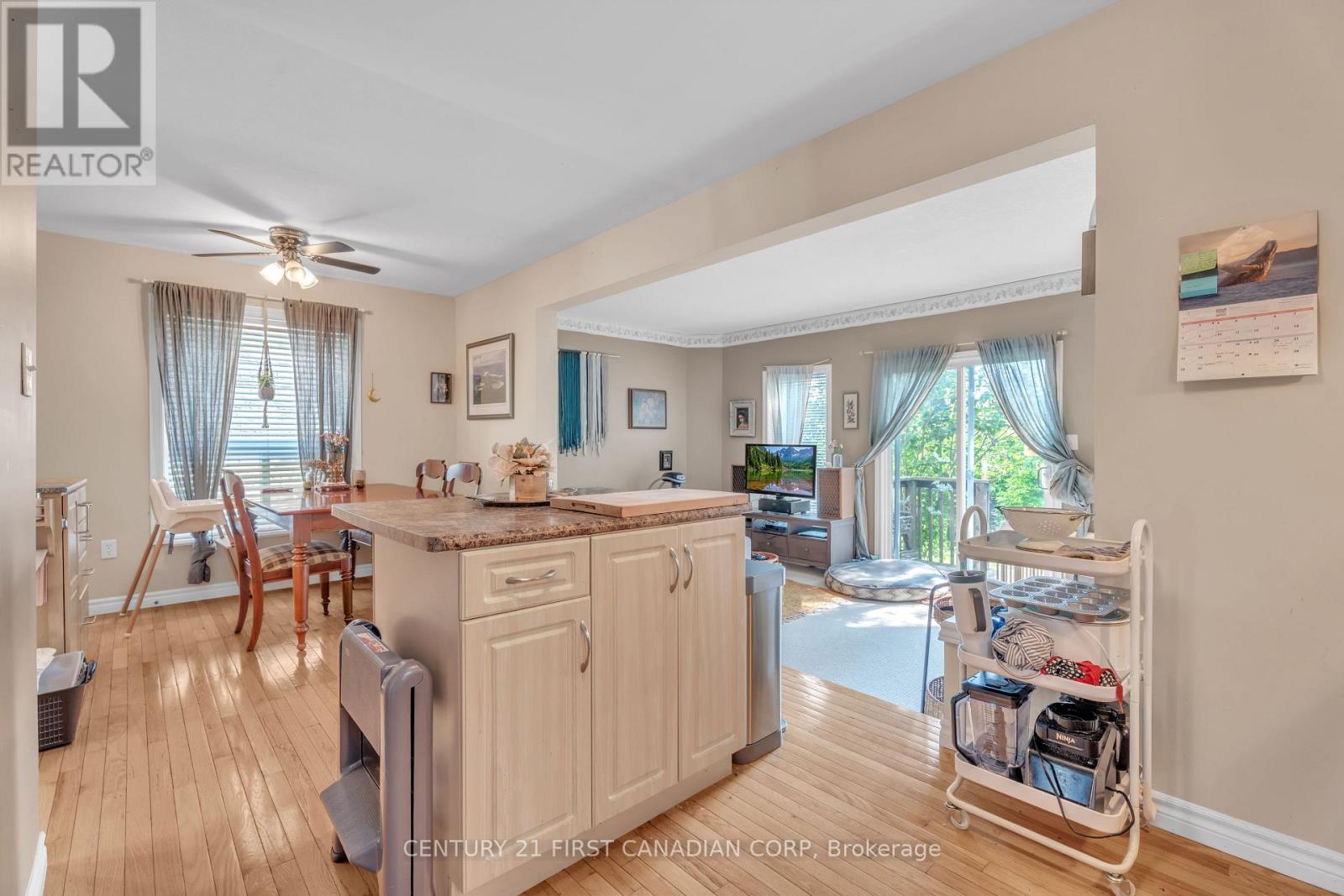 1853 Rollingacres Drive, London North (North C), Ontario  N5X 4K5 - Photo 8 - X12215768