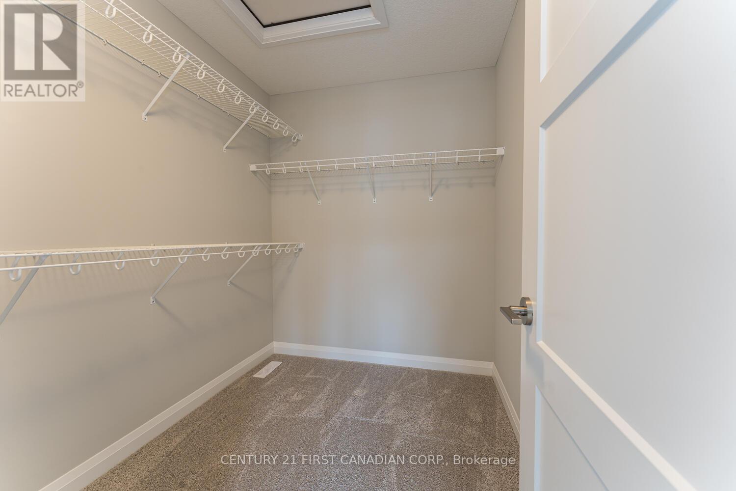7 - 17 Nicholson Street, Lucan Biddulph (Lucan), Ontario  N0M 2J0 - Photo 15 - X12215852